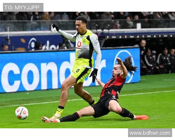 多特蒙德主场神奇逆转,德甲赛场送法兰克福四连败 多特蒙德主场神奇逆转,德甲赛场送法兰克福四连败