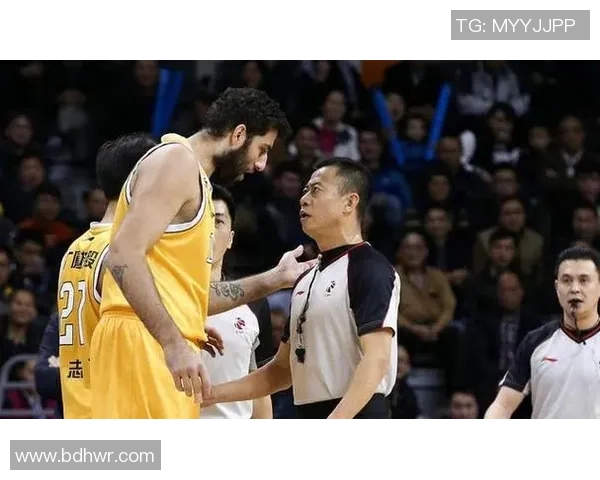 昆汀-皮特森荣膺CBA最佳球员奖，助球队夺冠成功