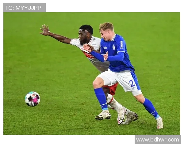 沙尔克04客场战平斯图加特,稳定发挥积极备战下一场 沙尔克04客场战平斯图加特,稳定发挥积极备战下一场